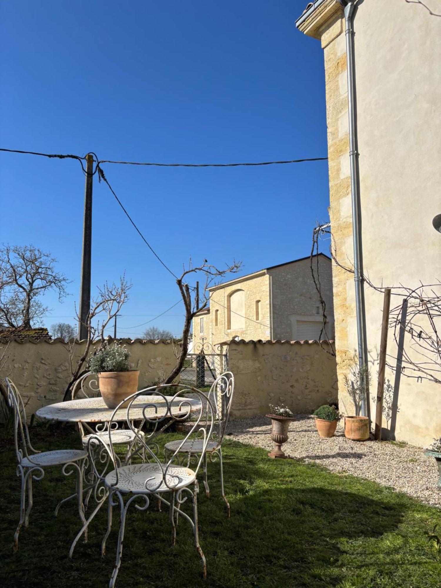 Chateau La Fon Du Berger Saint-Sauveur  المظهر الخارجي الصورة